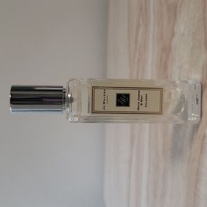 Jo Malone white jasmine & mint cologne perfume